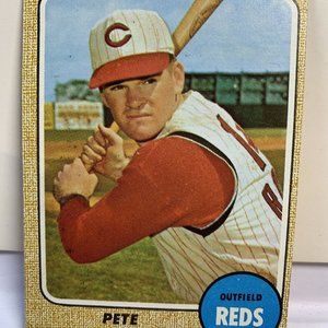 1968 Topps #230 Pete Rose Cincinnati Reds Outfield Baseball NRMT + Hi Grade Card